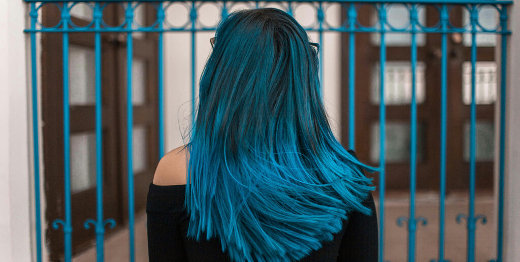 color fantasia en el cabello