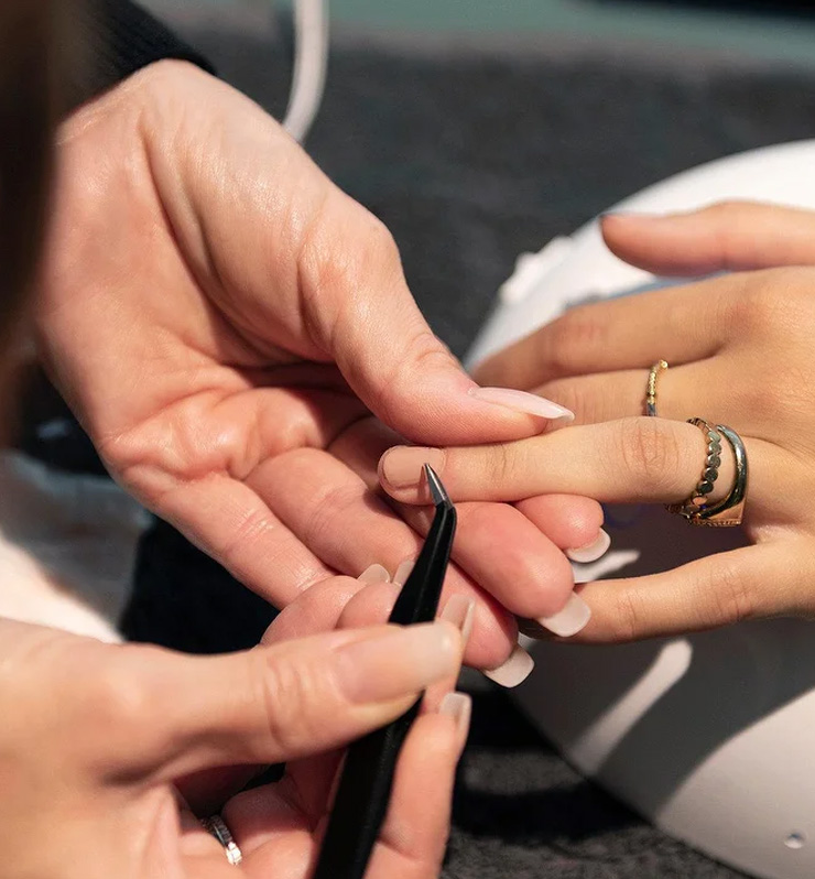 retirada de uñas de gel madrid