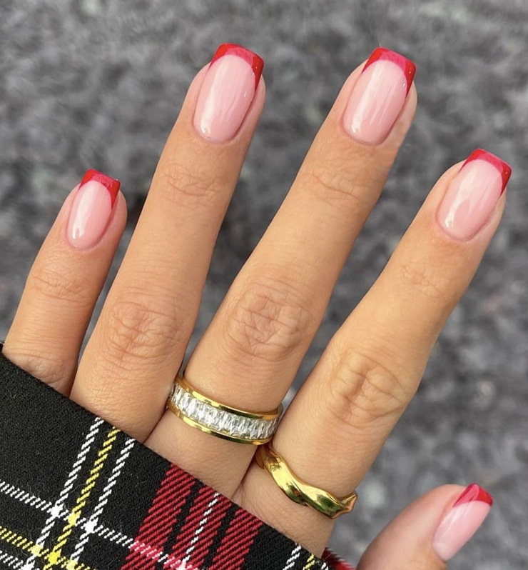 manicura francesa roja